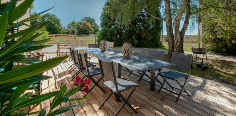 TERRASSE RECADREE