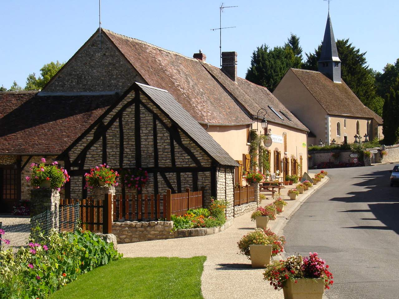 CONFLANS-SUR-LOING-1